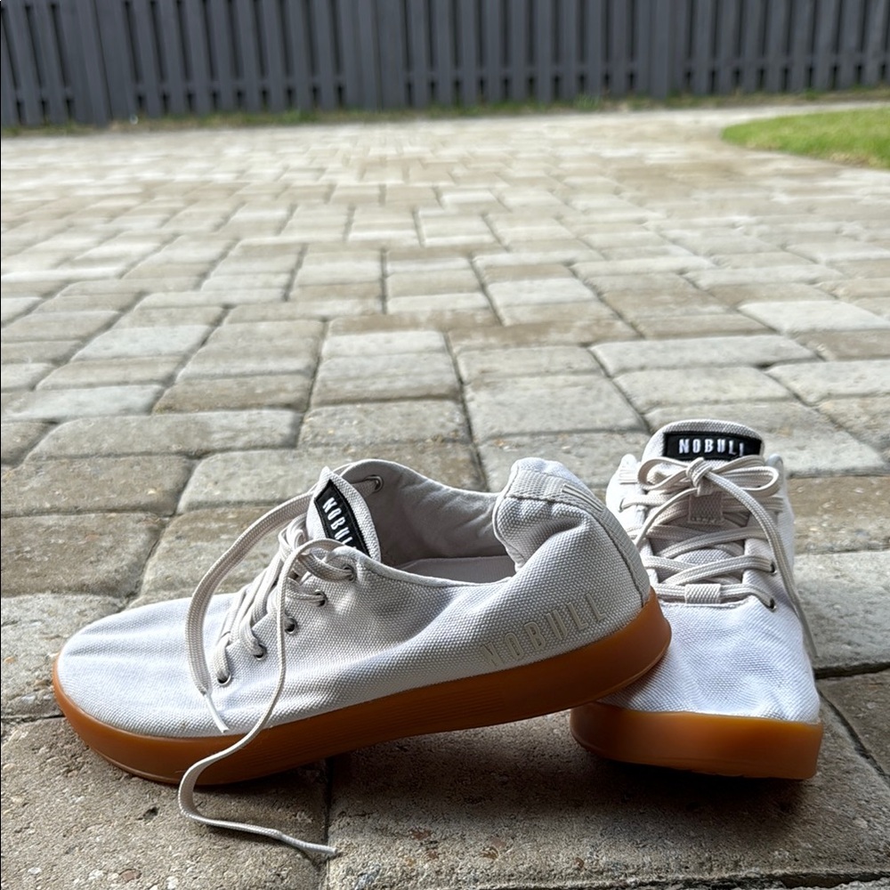 NOBULL White Canvas Sneakers with soft Sole. Excellent condition